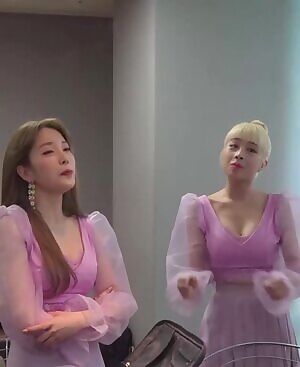 April - Chaekyung, Chaewon, Naeun & Rachel