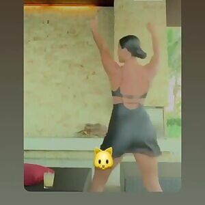 From her sisters account