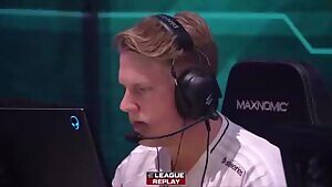 On a budget? Two girls, one price, one month. It's too easy 😘