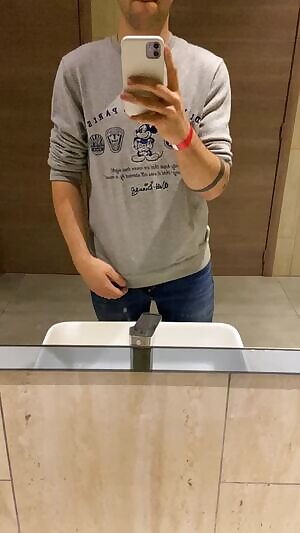 At the restaurant, couldn’t contain him anymore 😈