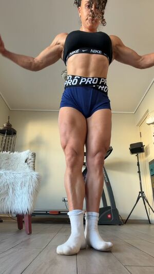 Muscle Mommies Muscles Muscular Girl