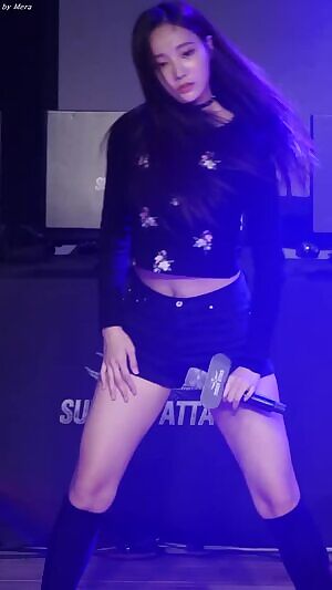 Momoland - Yeonwoo