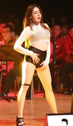 Bambino - Eunsol Lifting her Shirt and Then Her Ass Spanked By Hadam