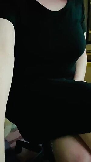 I’m settling into the home office groove...