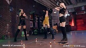 I'd like to see more gifs like this