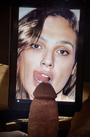 Celebs Celebrity Cock Iranian Tribbing