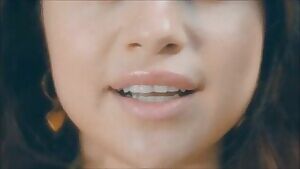 Selena Gomez is thirsty for it