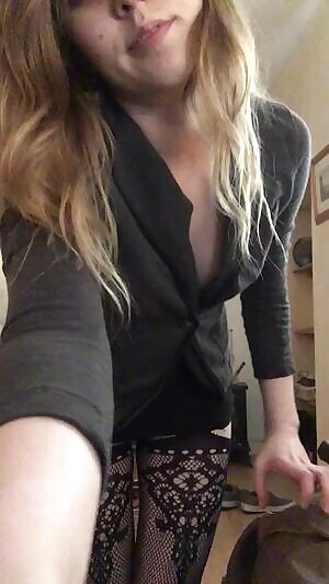 Hey there :) Let's make eachother cum! Save 25% on EVERYTHING when you use Bitcoin! Other payments are listed below <3