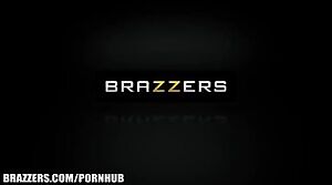 Horny Ebony MILF Diamond Jackson