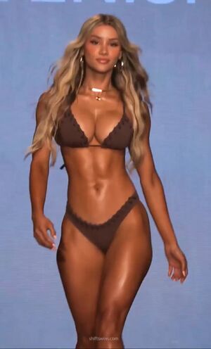 Bikinis Big Tits Bikini Blonde Booty