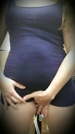 It's inally facefuck Friday!