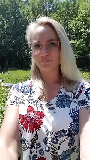 Cute girl with a sweet outdoor flash.