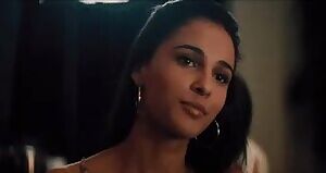 Naomi Scott noticed the bulge in your pants and wants to help out