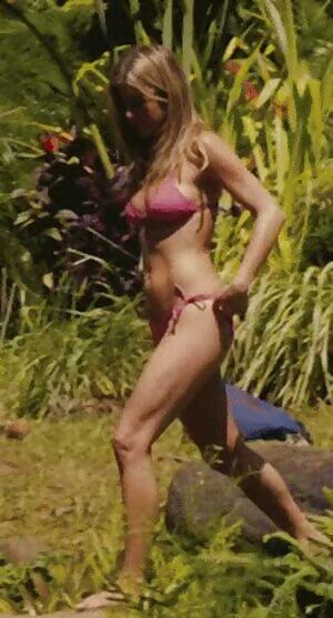 Jennifer Aniston would be the perfect stepmom to fuck all day