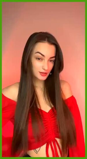 Sex & Dance Brunette Interracial Latina