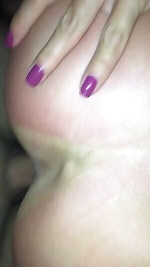 spreading my cheeks for daddy. need a someone on the camera next time 😉