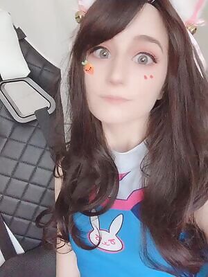 Do you see D.va as more cute or hot?? Comment below if you spot her uvula too!