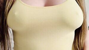 yellow is my favorite color💛💁🏻‍♀️