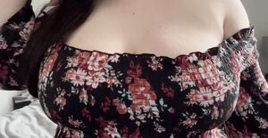 Clapping Boobs Big Tits Hotwife MILF