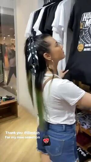 Shopping with Miyabi