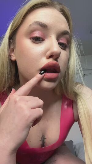 Strapon POV Amateur Domination Dominatrix Domme