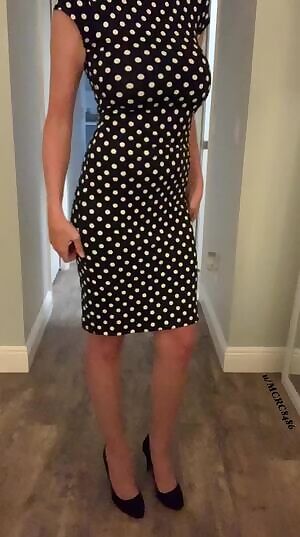 Legs or days 😏👠