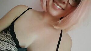 I love dirty talk, roleplay and showing off my hairy body ;). me at allie_sweetxo