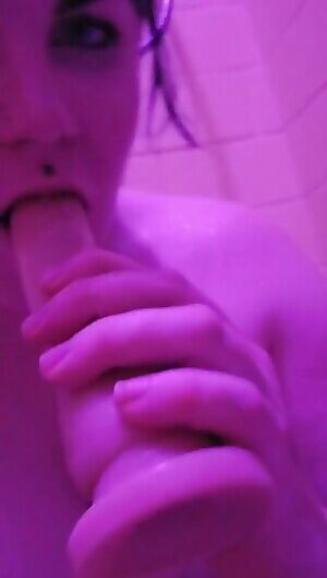 When I'm high I need things in my mouth.