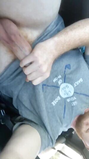 Thick dick jacking 😉