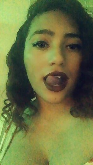 I got all dolled up with nowhere to go :( 🐣