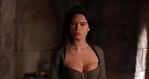 Rhona Mitra - Beowulf 1999