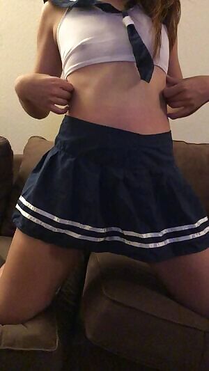 Japanese school girls can be wild too 😘