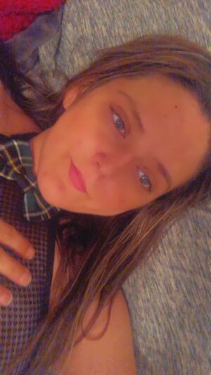 Hippie Chicks Brunette Teen Tits