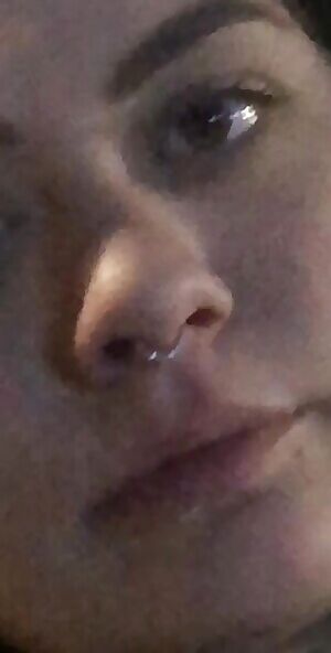 23 year old gf flashes at a bar last night