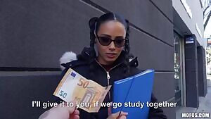 Andreina Deluxe Lessons In PublicPickUps