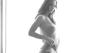 Who wanna play? To see pussy join VCENT.info