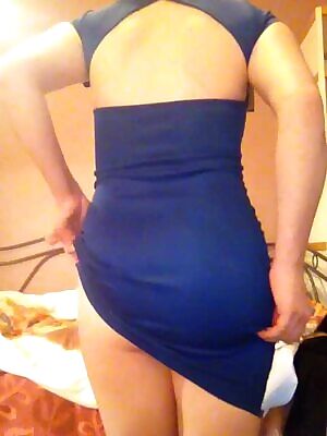 Sexy nerd loves to tease