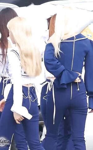 LOONA - Jinsoul , Haseul & Heejin