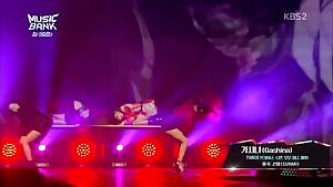 Twice - Nayeon , Momo, Mina & Chaeyoung