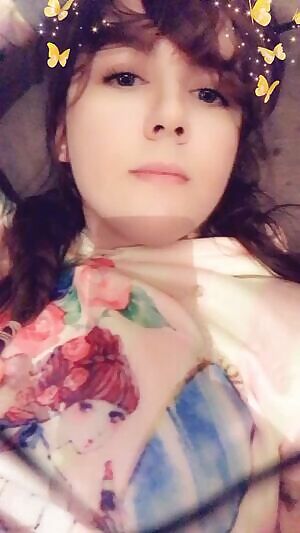 anyone wanna help me get hard?