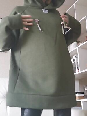 Oversize hoodies are best for reveals😊