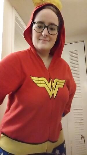 My super jammies and a lil peek at what's underneath!