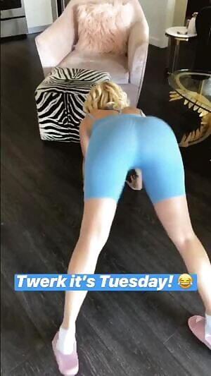 Chanel West Coast Twerking