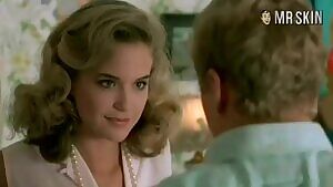 Kelly Preston