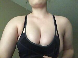 Sub par titty drop 🤷🏼‍♀️