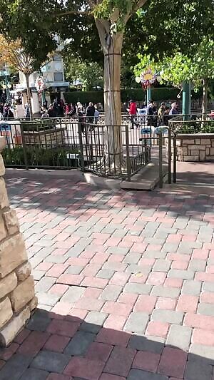 Fun day in the Disney! Do my Minnie Mouse ears go with these? 😇