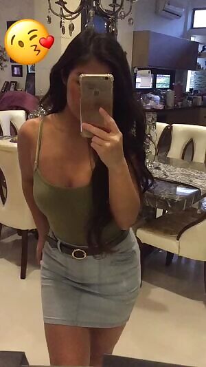 A quick titty flash. Do you like my outfit? 😘