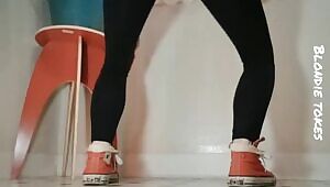 Now offering live camming on Kik and Skype 🍑