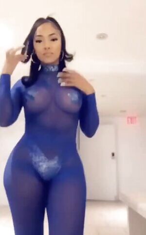 Eva Lo Dimelo & its_diana_bbyyy