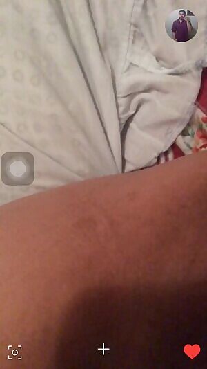 Stroke your cock while I rub my clitty x Watch me gush for you